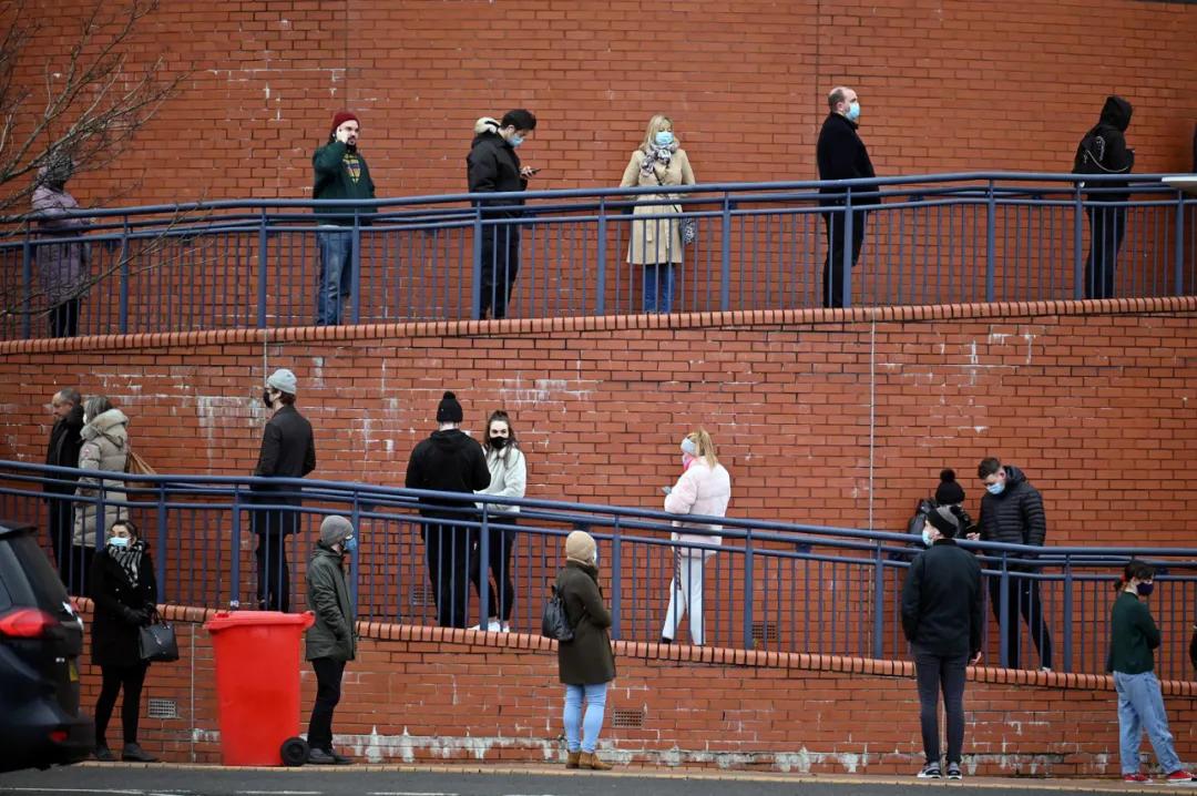 多国疫情严峻！奥密克戎快速传播，新增病例数飙升
